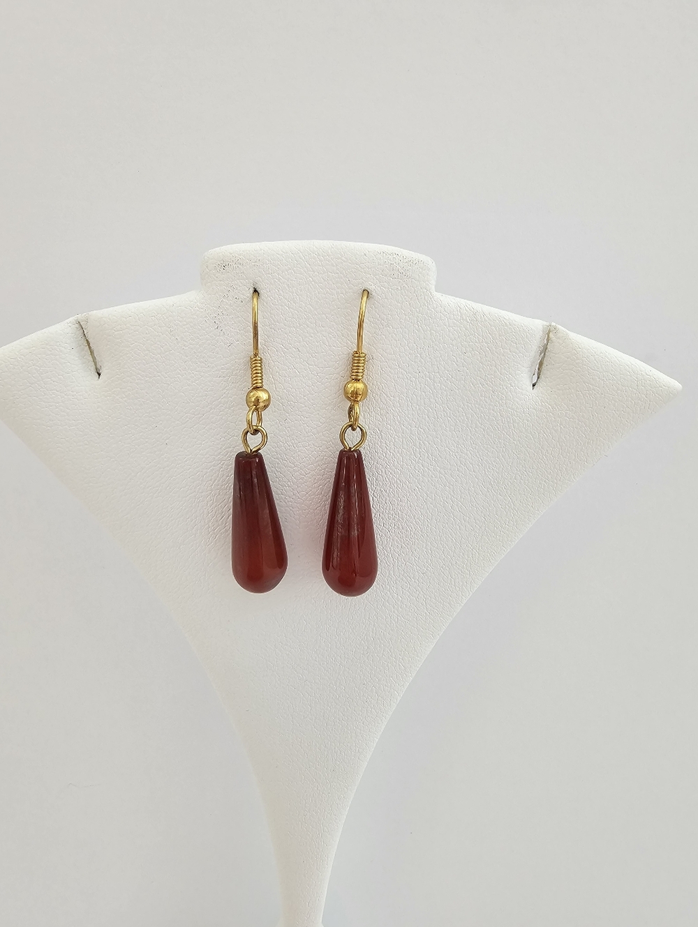 Vintage Mid-Century Style Carnelian Teardrop Dangle Earrings | Warm Red Gemstone